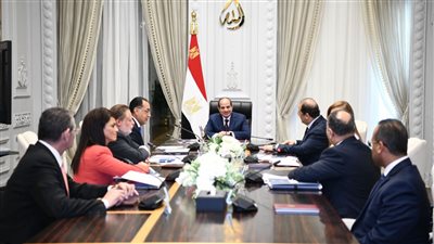 السيسي يشدد على تنفيذ الإصلاحات الهيكلية وتعظيم دور القطاع الخاص وجذب الاستثمارات 