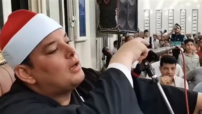 جنون المشايخ.. قراء القرآن الكريم على خُطى الفنانين لتحقيق الشهرة بأقصر الطرق وركوب الترند