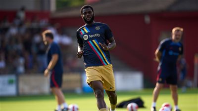 الإيفواري فرانك كيسيه يقترب من التوقيع لأهلي جدة السعودي