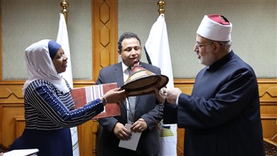 وكيل الأزهر يستقبل القائم بأعمال سفارة بوركينا فاسو لبحث سبل التعاون (صور)