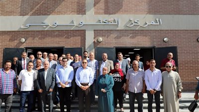  محافظ الشرقية يفتتح مجمع الخدمات بقرية سعود بالحسينية