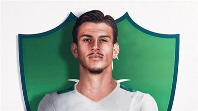 أهلي جدة السعودي يتعاقد مع لاعب روما الإيطالي 