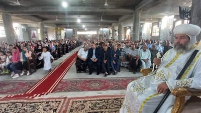 الأنبا صليب يضع حجر أساس كاتدرائية جديدة بإيبارشية ميت غمر