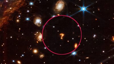 ظهور علامة استفهام مخيفة في الفضاء، والنشطاء: رسالة من أهل السماء