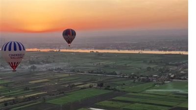 سماء الأقصر تشهد تحليق 43 بالونا طائرا