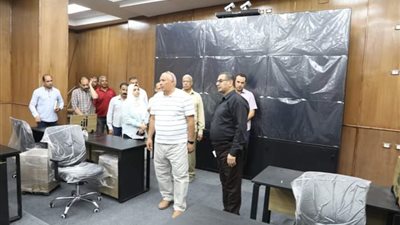 محافظ الوادي الجديد يتابع تجهيزات إنشاء فرع المعهد القومي للغات