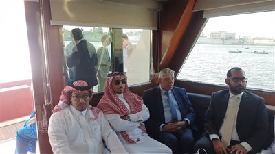 إشادة عربية بدور قناة السويس في خدمة الملاحة الدولية (فيديو وصور)