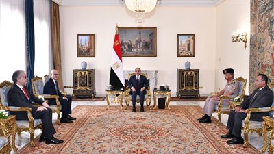  تفاصيل لقاء الرئيس السيسي ووزير دفاع صربيا (فيديو)