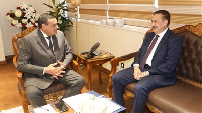 وزير التنمية المحلية يتابع مع محافظ المنوفية ملامح الخطة الاستثمارية الجديدة
