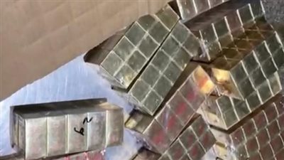 ضبط راكبين بحوزتهما 300 ألف قرص أدوية محظور تعاطيها بمطار القاهرة