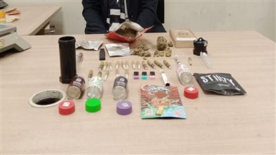 ضبط كمية من مخدر الماريجوانا بحوزة راكب في مطار القاهرة 