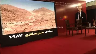 الفنان محمد صبحي يعقد ندوة في النادي الأهلي بالجزيرة (فيديو)