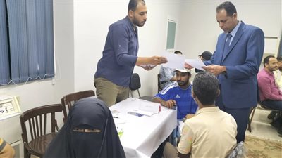محافظ الإسكندرية: تعيين 4430 من مختلفة المؤهلات و144 شابا وفتاة من ذوي الهمم 