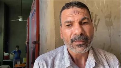 سيد محمود بائع ثلج: بدأت المهنة أبا عن جد وشغال فيها بقالي 50 سنة (فيديو) 