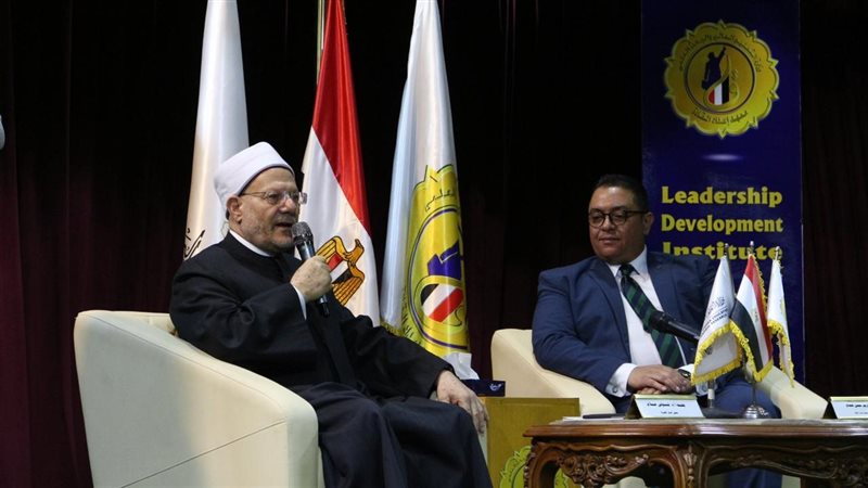  الدكتور شوقي علَّام