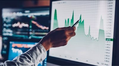 7 شركات تتصدر قائمة أسهم السوق الرئيسي المتداولة من حيث قيم التداول خلال الأسبوع 