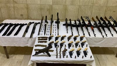 الأمن العام يضبط 65 قطعة سلاح نارى و12 قضية مخدرات في أسيوط وأسوان وسوهاج