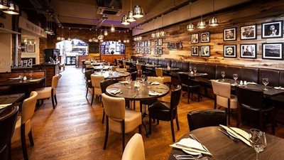 مطعم إيطالي يفرض رسوما مفاجئة على سائح