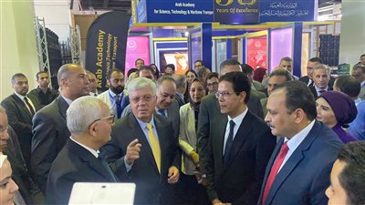 جامعة بنها تشارك في معرض التعليم العالي