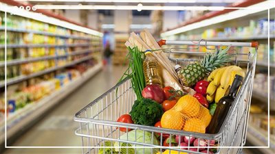 ارتفاع أسعار 11 سلعة غذائية بعد زيادة التضخم السنوى (إنفوجراف)