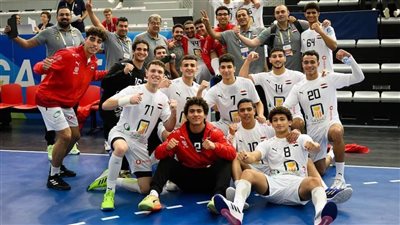 وزير الرياضة يهنئ منتخب اليد بالوصول لنصف نهائي كأس العالم للناشئين