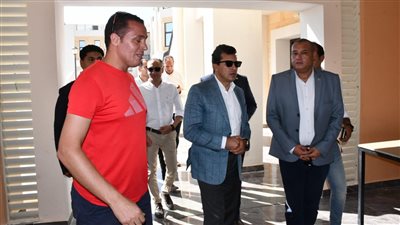 أشرف صبحي يتفقد المدينة الشبابية الرياضية بالعلمين