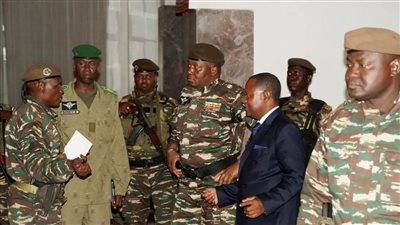تسليم رأس بازوم، جنرالات النيجر يهددون إيكواس برد قاس (فيديو)
