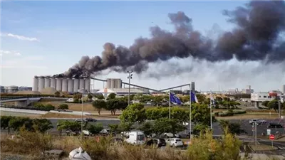 السيطرة على حريق بميناء لتصدير الحبوب في فرنسا 