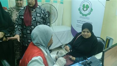 العمل تشارك في مبادرة 100 يوم صحة بالمنطقة الحرة ببورسعيد