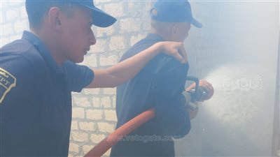 اندلاع حريق في حظائر ماشية بمركز الخارجة في الوادي الجديد (صور)