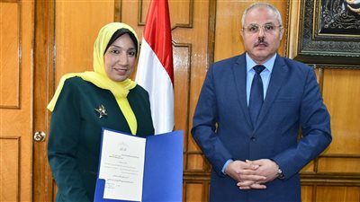 الدكتورة هيام لطفي مديرًا عامًا لمكتب رئيس جامعة قناة السويس  
