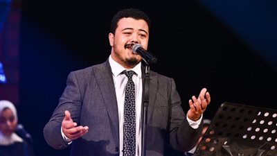 روحانيات أحمد العمرى تختتم مهرجان الأوبرا الصيفى بدمنهور 