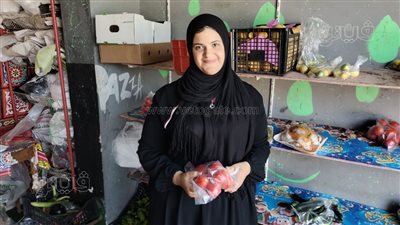بائعة خضار بدرجة مدرسة ألمانى في المنوفية، أسماء: الشغل مش عيب (فيديو)