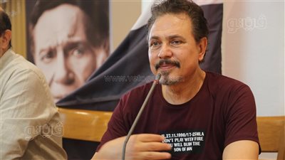 محمد رياض: خالد الصاوي ليس ممثلا فقط والمسرح كان فارقا للغاية في مسيرته (فيديو وصور) 