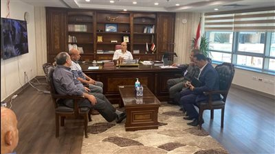  رئيس جهاز القاهرة الجديدة يلتقي سكان المدينة لبحث مشاكلهم