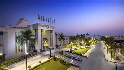 مصروفات جامعة مصر للعلوم والتكنولوجيا، الطب 155 ألف جنيه والهندسة 70 