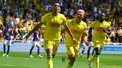 نانت يتقدم على تولوز بهدف مصطفى محمد في الشوط الأول من الدوري الفرنسي