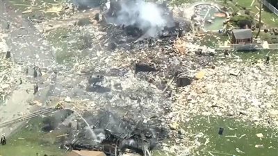 مقتل وإصابة 7 أشخاص وتدمير 3 مبان في انفجار بولاية بنسلفانيا الأمريكية (فيديو) 