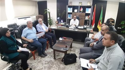 رئيس جهاز الشروق يلتقي مسؤولي المصرية للاتصالات لبحث مشكلات مشروعات جنة - سكن مصر
