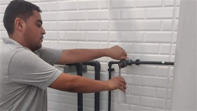 تشكيل لجنة لأخذ عينات من مياه الشرب في العريش وتحليلها