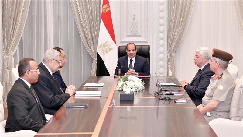السيسي يتابع مستجدات