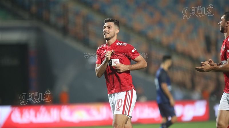 محمد شريف مهاجم الأهلي،