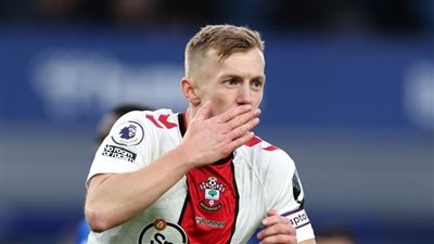 وست هام يعلن التعاقد مع جيمس وورد ورقم يهدد بيكهام