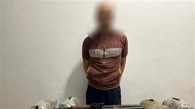 ضبط عنصر إجرامى بحوزته سلاح نارى ومخدرات بالدقهلية 