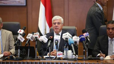 التعليم العالي تكشف مصير 2703 لم يسجلوا بالمرحلة الأولى وموعد تقليل الاغتراب (فيديو)