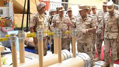 رئيس الأركان يشهد إحدى مراحل مشروع مراكز القيادة التعبوي التخصصي 