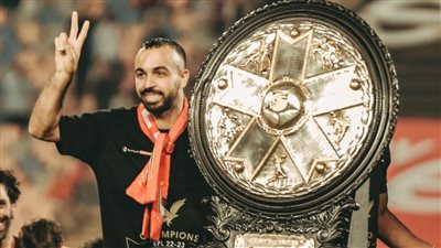 بعد تجديد عقده، بطولات ومشوار أفشة مع الأهلي