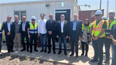 وزير الإسكان يزور مشروعات في بغداد تشارك في تنفيذها شركات مقاولات مصرية 