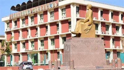 جامعة سوهاج تعلن تفعيل الدراسة بثلاثة برامج جديدة بكلية الآداب 