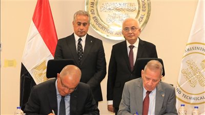 وزيرا التعليم والعمل يشهدان توقيع اتفاقيات تعاون لإطلاق 5 مدارس للتكنولوجيا التطبيقية